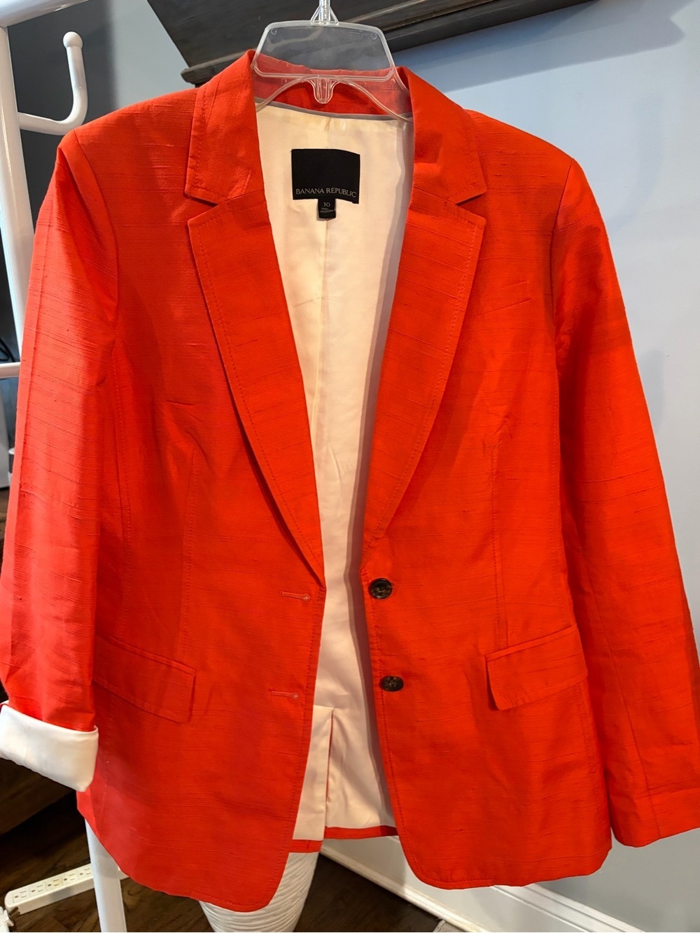 Banana Republic Bright Red orange Women's Single-Breasted silk Blazer size 10